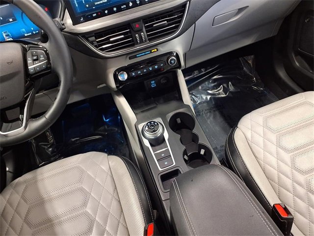 Certified 2023 Ford Escape Platinum w/ Premium Technology Package image 17