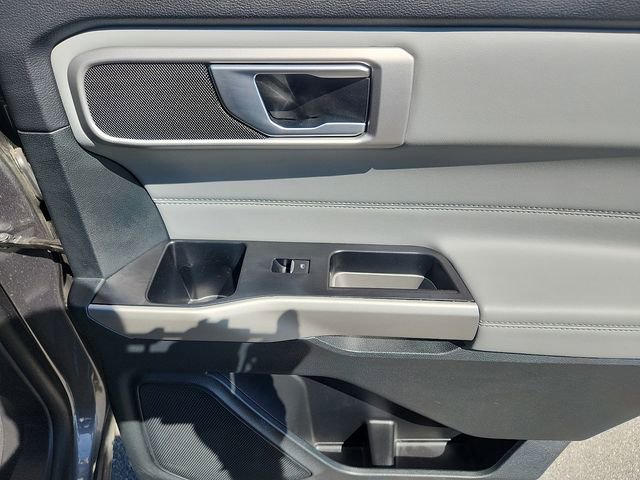 Certified 2023 Ford Explorer XLT AWD/4WD image 32