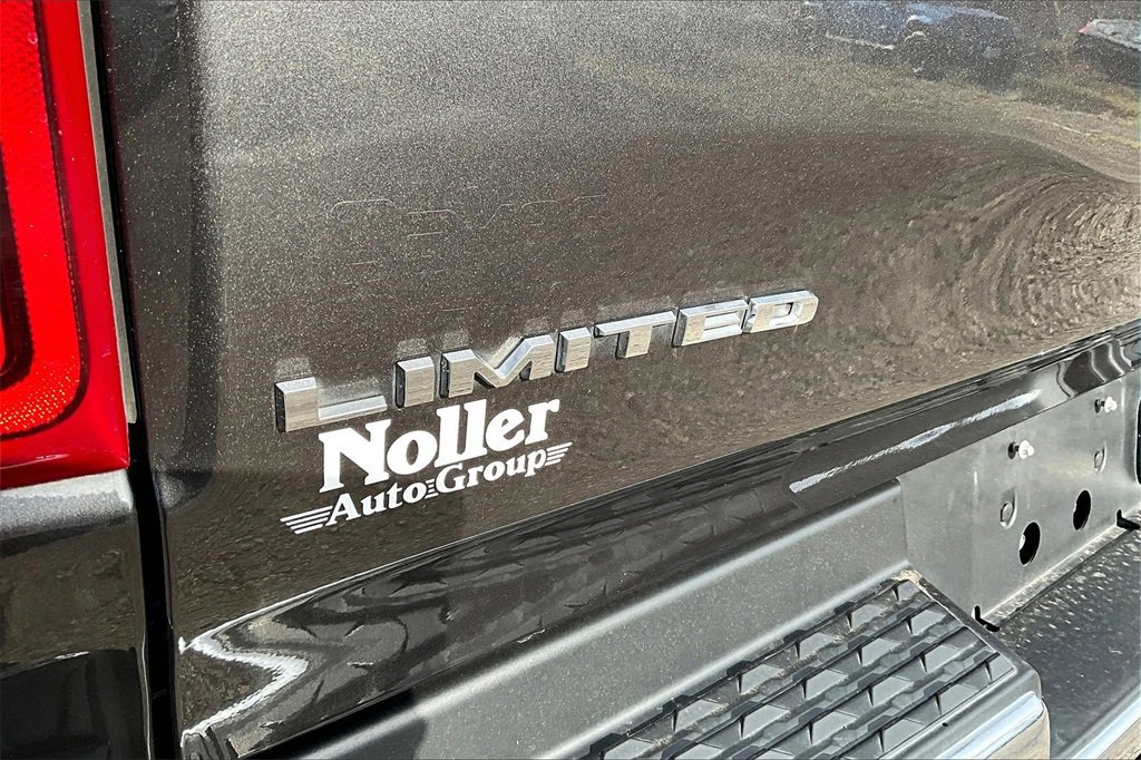 Used 2022 RAM 1500 Limited image 10