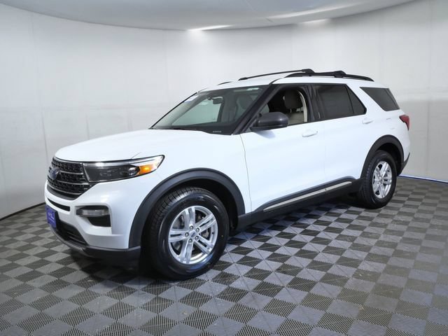 Certified 2020 Ford Explorer XLT w/ Equipment Group 202A AWD/4WD image 5