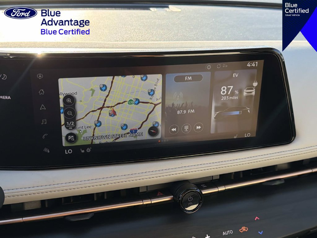 Used 2024 Nissan Ariya FWD image 24