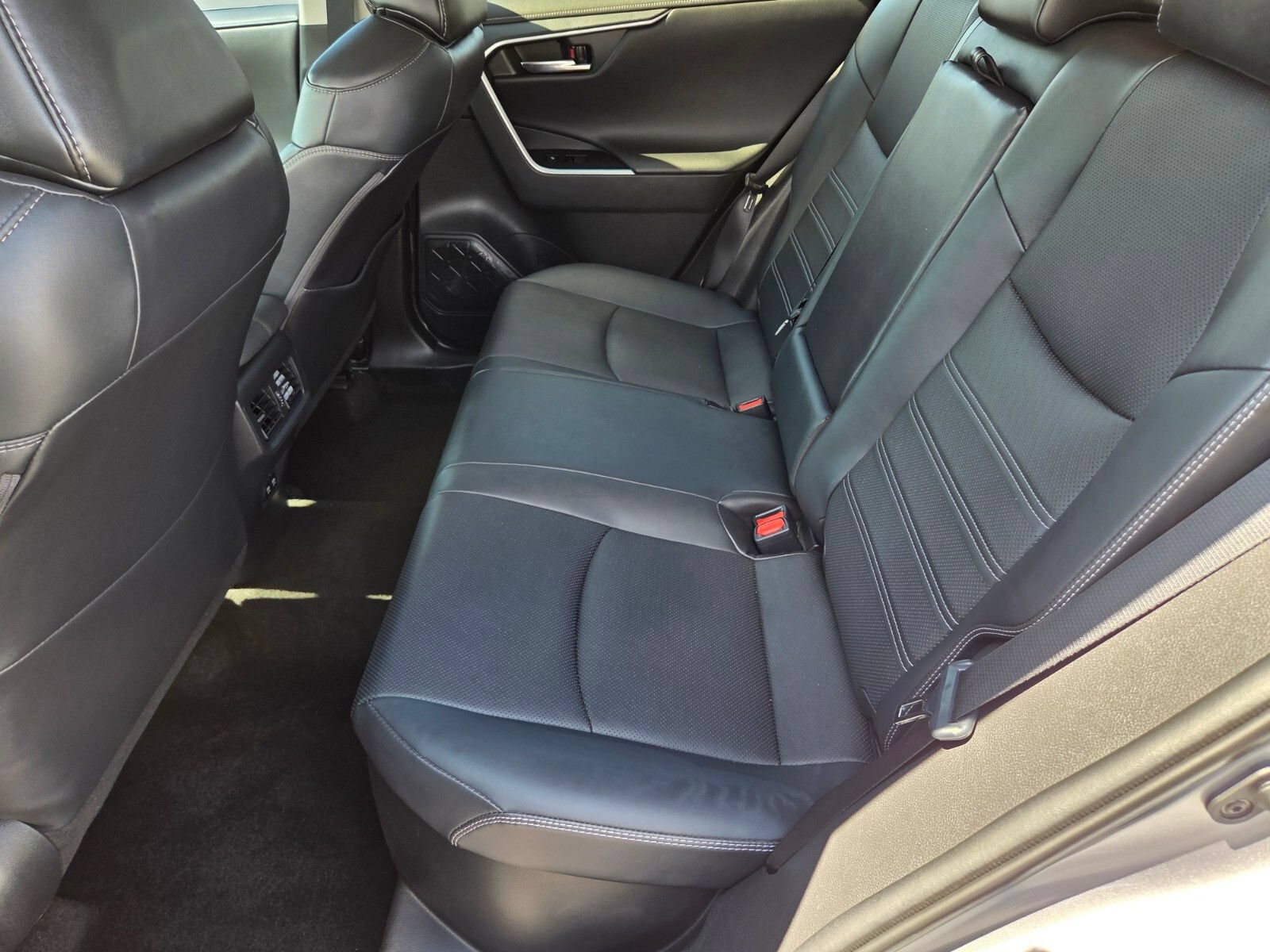 Used 2021 Toyota RAV4 Limited AWD/4WD image 12