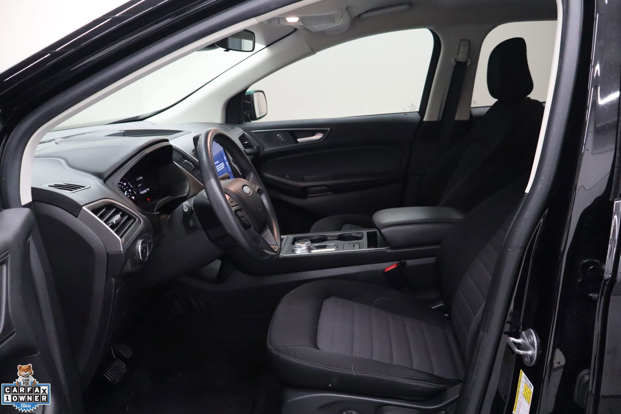 Certified 2022 Ford Edge SE w/ Black Appearance Package image 26