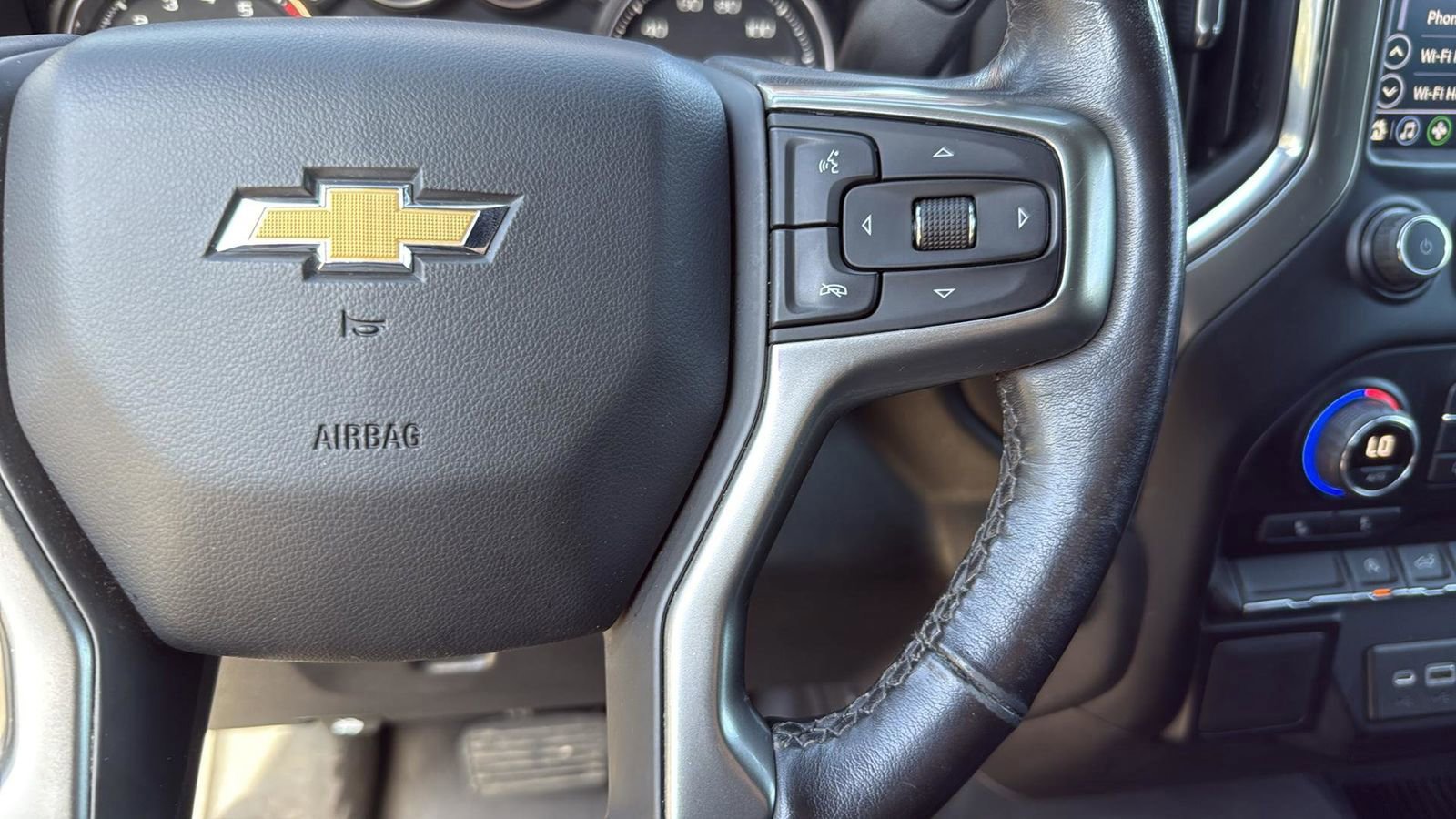 Used 2021 Chevrolet Silverado 1500 LT w/ Z71 Off-Road Package image 14