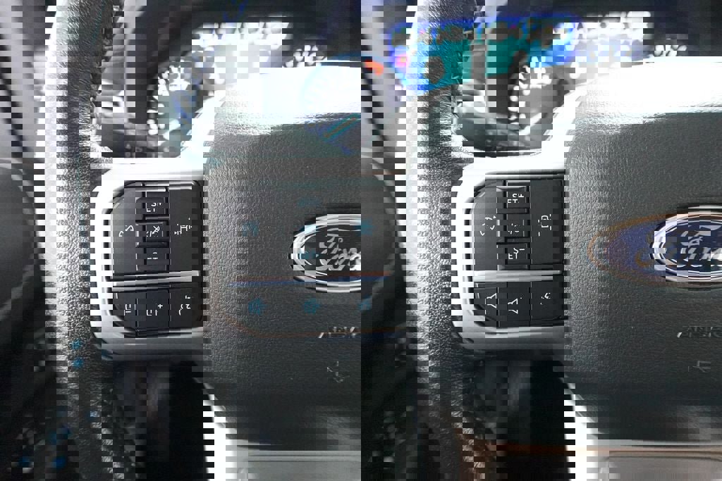 Certified 2023 Ford Expedition Max XLT image 12