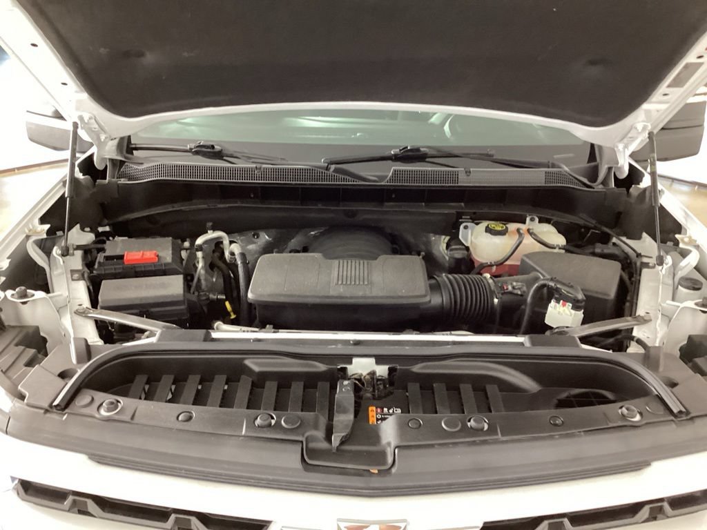 Used 2023 Chevrolet Silverado 1500 RST AWD/4WD image 38