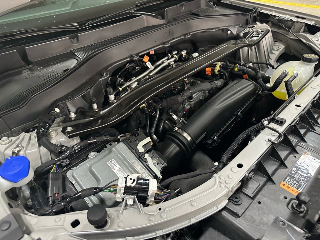 Certified 2025 Ford Explorer ST-Line w/ Premium Package image 18