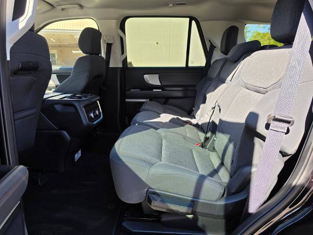 Certified 2025 Ford Expedition Active RWD image 23