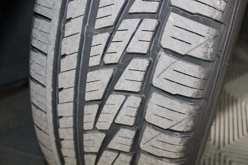 Used 2019 Toyota Camry LE image 22