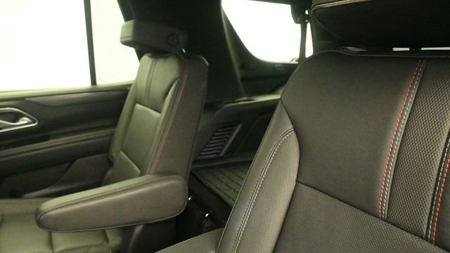 Used 2022 Chevrolet Tahoe RST w/ Luxury Package AWD/4WD image 12