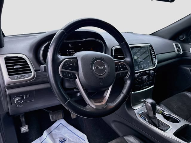 Used 2021 Jeep Grand Cherokee Laredo X AWD/4WD image 14