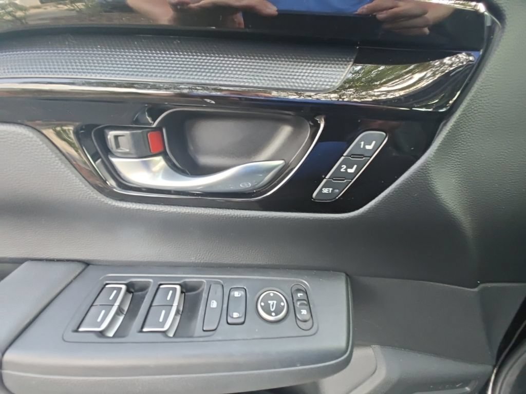 Used 2023 Honda CR-V EX-L image 14