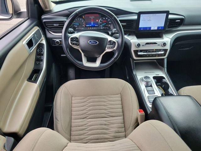 Certified 2021 Ford Explorer XLT image 7