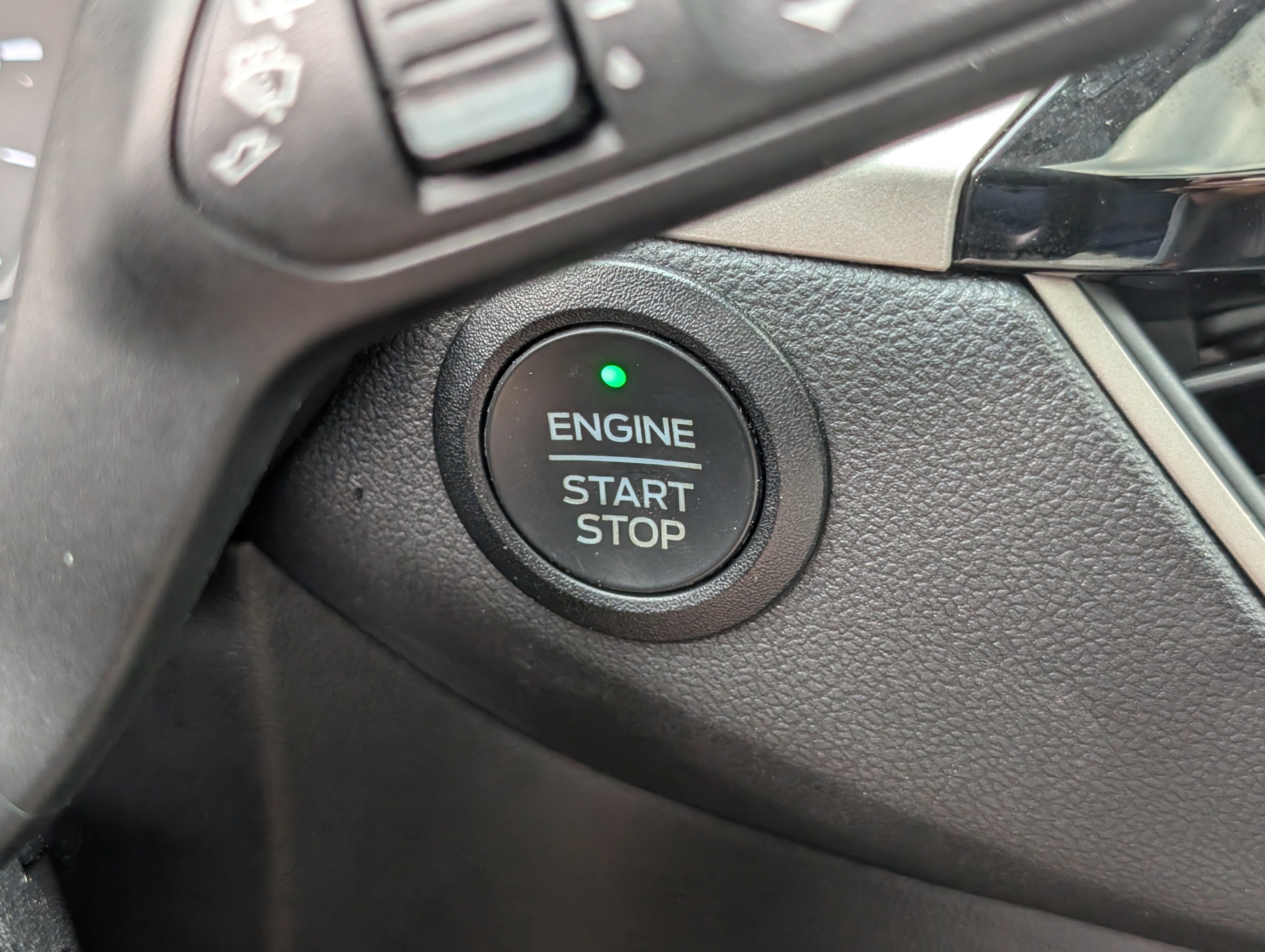 Certified 2022 Ford Escape SE image 26