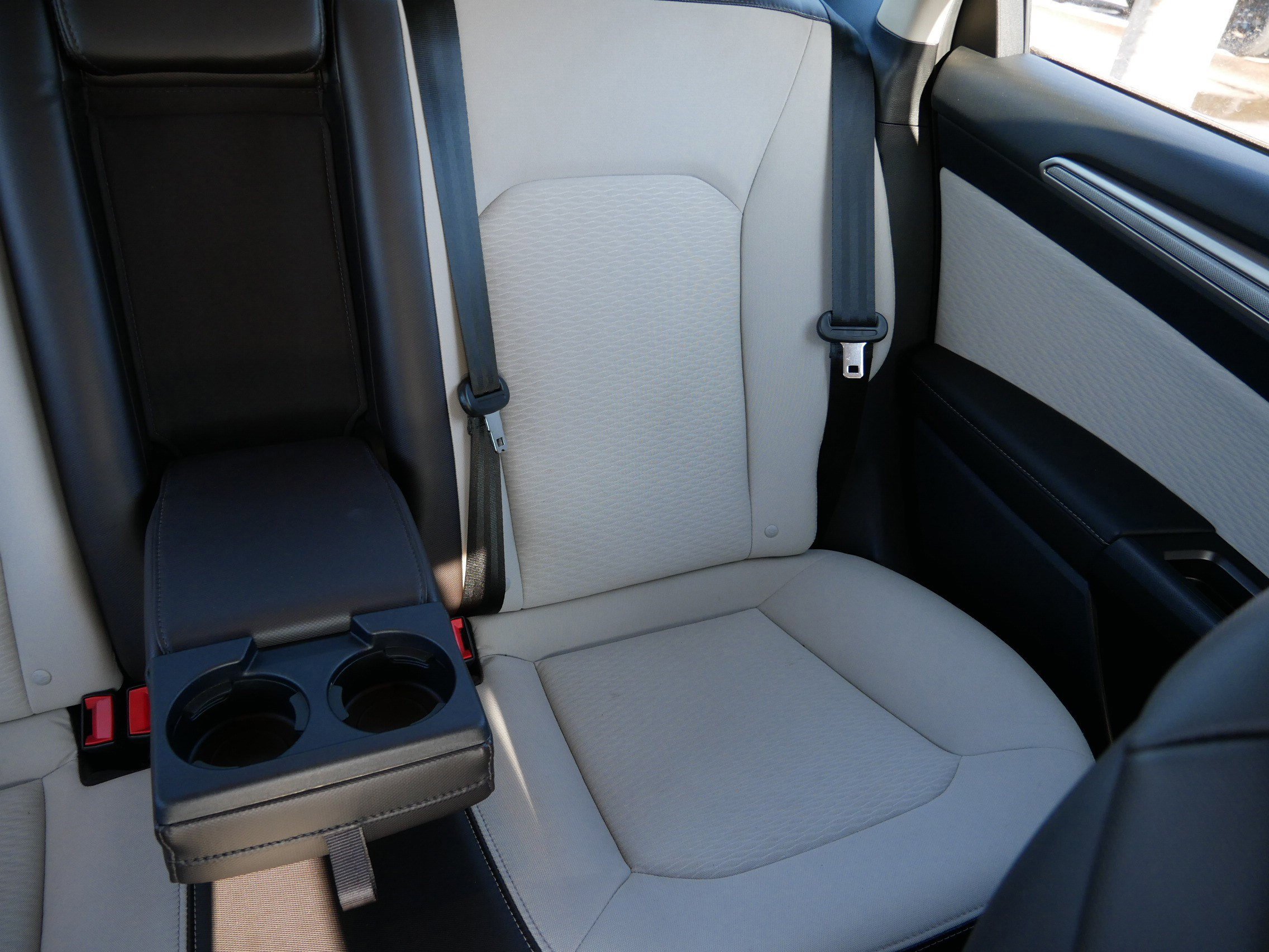 Certified 2020 Ford Fusion SE w/ Equipment Group 151A image 14