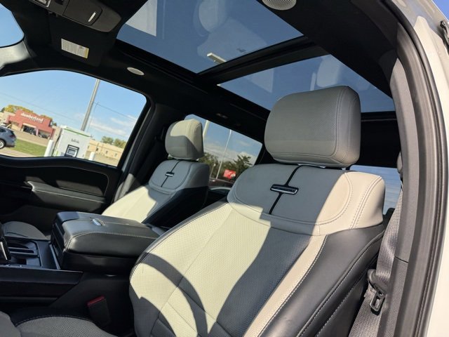 Certified 2023 Ford F150 Lightning Platinum image 39