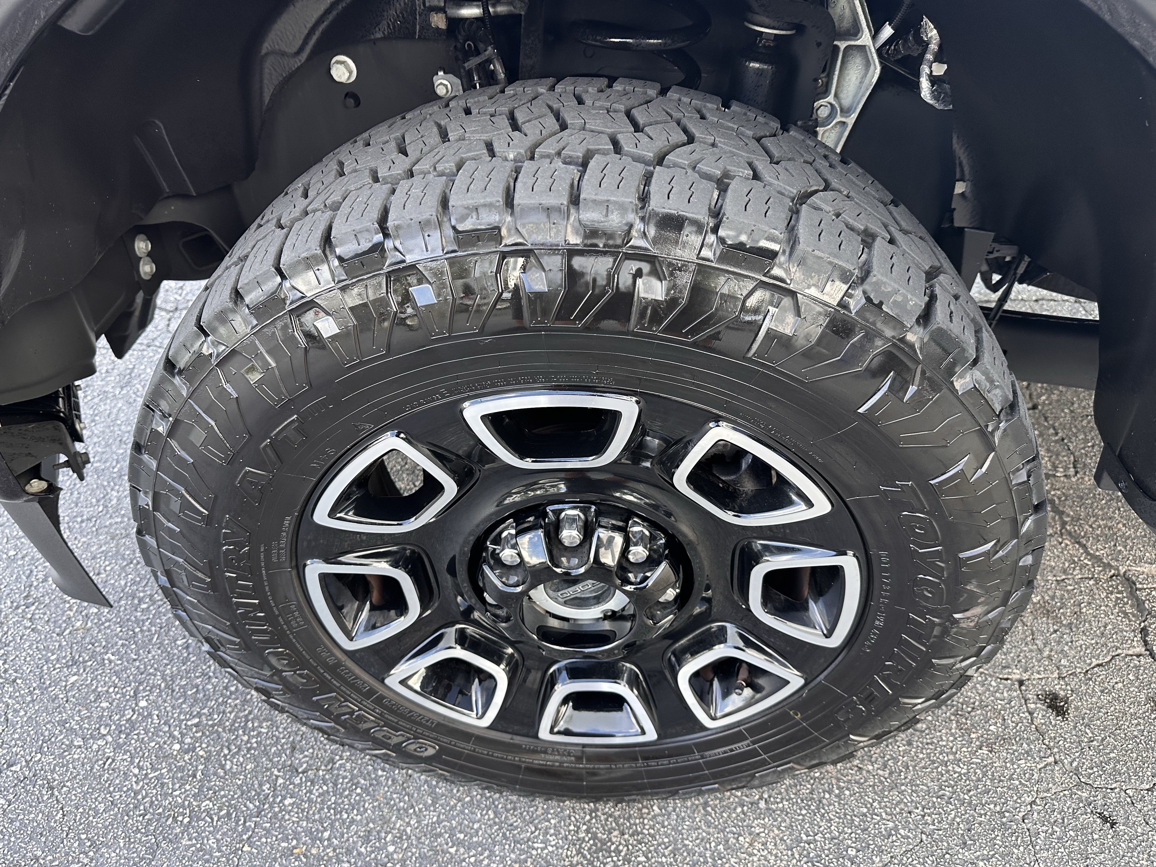 Certified 2025 Ford F250 Platinum AWD/4WD image 35