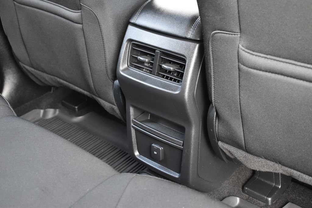 Certified 2020 Ford Edge SE FWD image 29