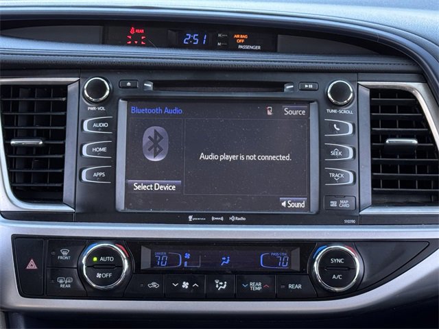 Used 2019 Toyota Highlander XLE image 15