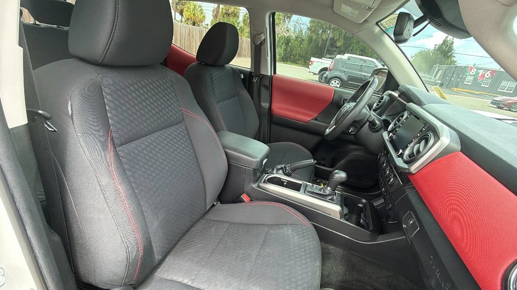 Used 2023 Toyota Tacoma SR5 w/ Technology Package AWD/4WD image 26
