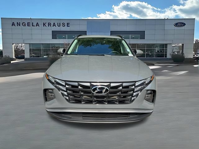 Used 2024 Hyundai Tucson SEL w/ Convenience Package FWD image 2