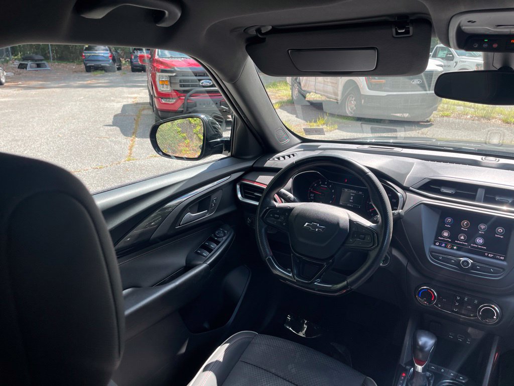 Used 2022 Chevrolet TrailBlazer RS FWD image 9