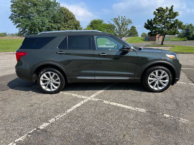 Certified 2023 Ford Explorer Platinum w/ Technology Package AWD/4WD image 12