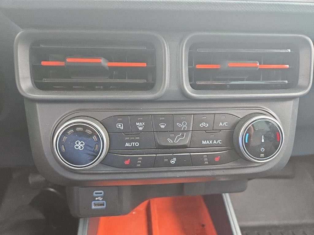 Certified 2024 Ford Maverick XLT w/ XLT Luxury Package AWD/4WD image 11