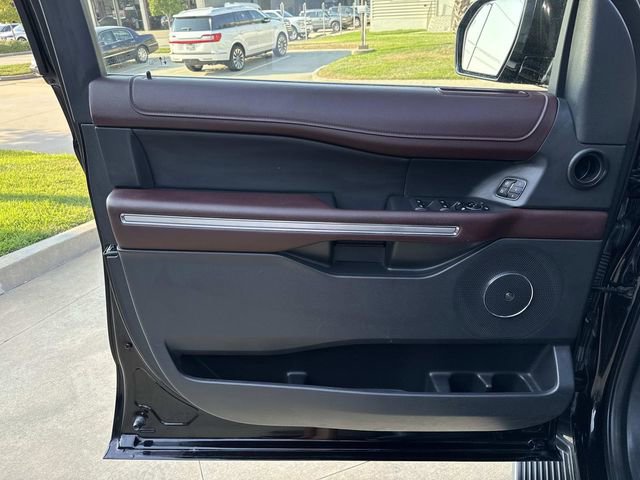 Certified 2023 Ford Expedition Limited image 20