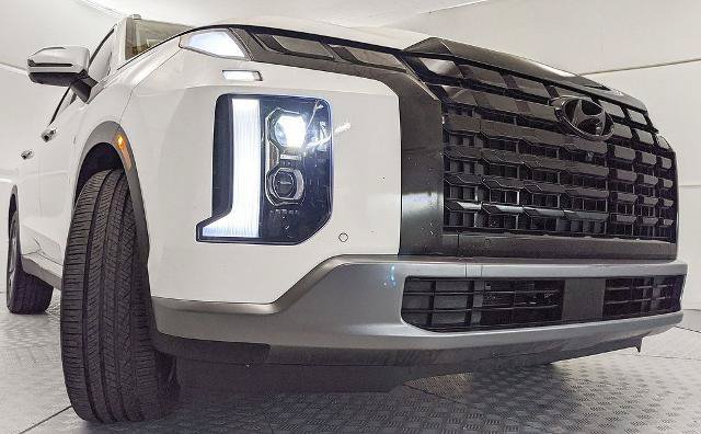 Used 2025 Hyundai Palisade Limited AWD/4WD image 26