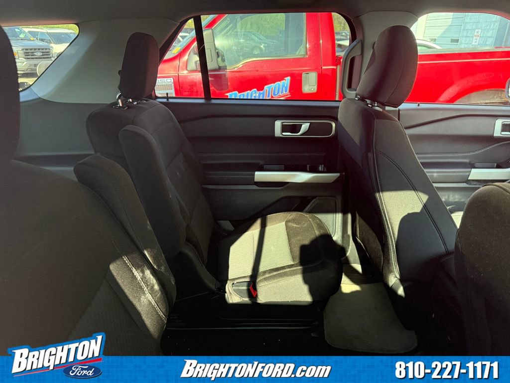 Certified 2023 Ford Explorer XLT w/ Class IV Trailer Tow Package AWD/4WD image 8