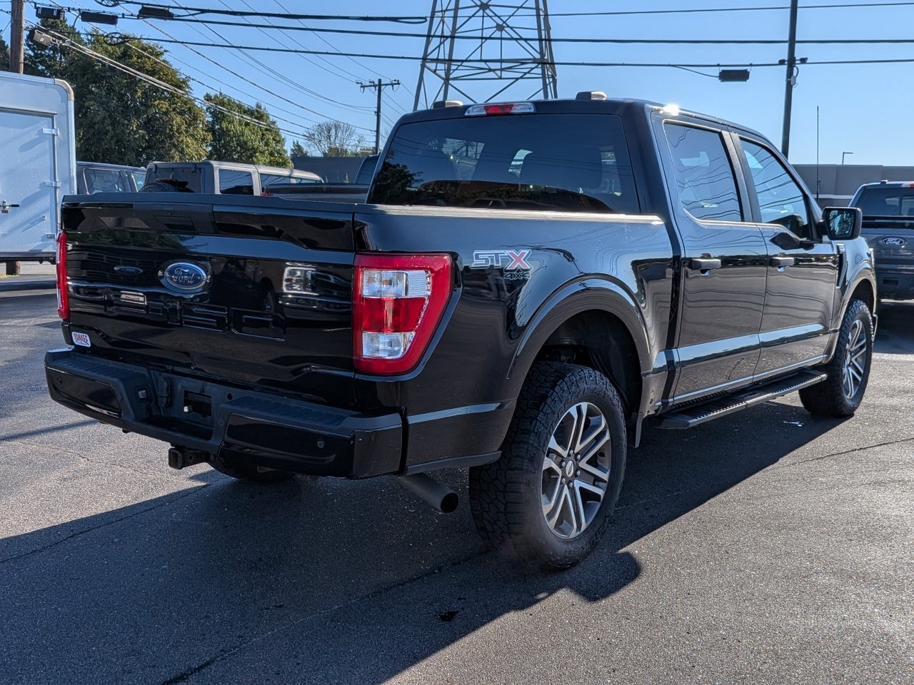 Certified 2022 Ford F150 XL w/ STX Appearance Package AWD/4WD image 4