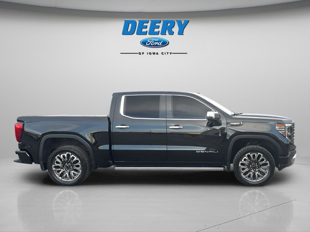 Used 2023 GMC Sierra 1500 Denali Ultimate AWD/4WD image 8