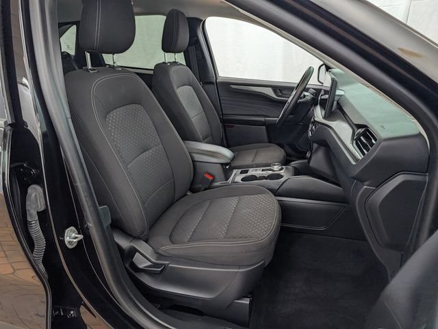 Certified 2024 Ford Escape Active AWD/4WD image 19