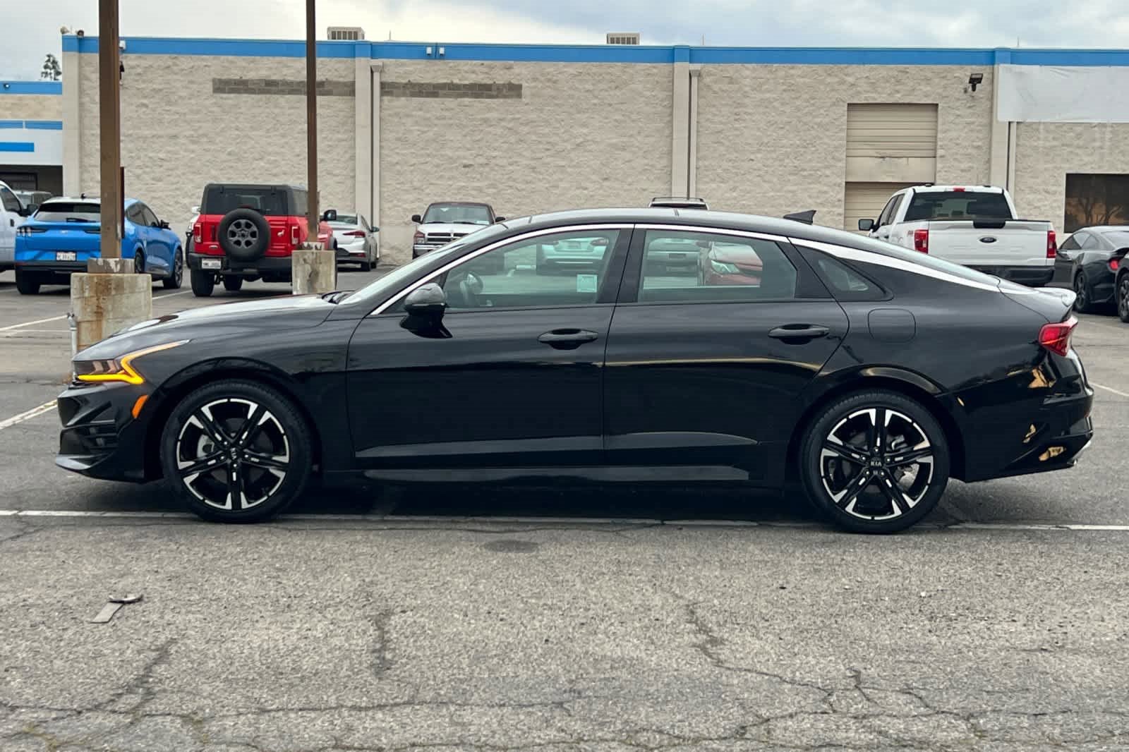 Used 2021 Kia K5 GT-Line w/ GT-Line FWD Premium Package image 2