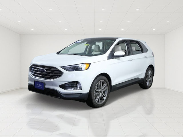 Certified 2023 Ford Edge Titanium AWD/4WD image 2