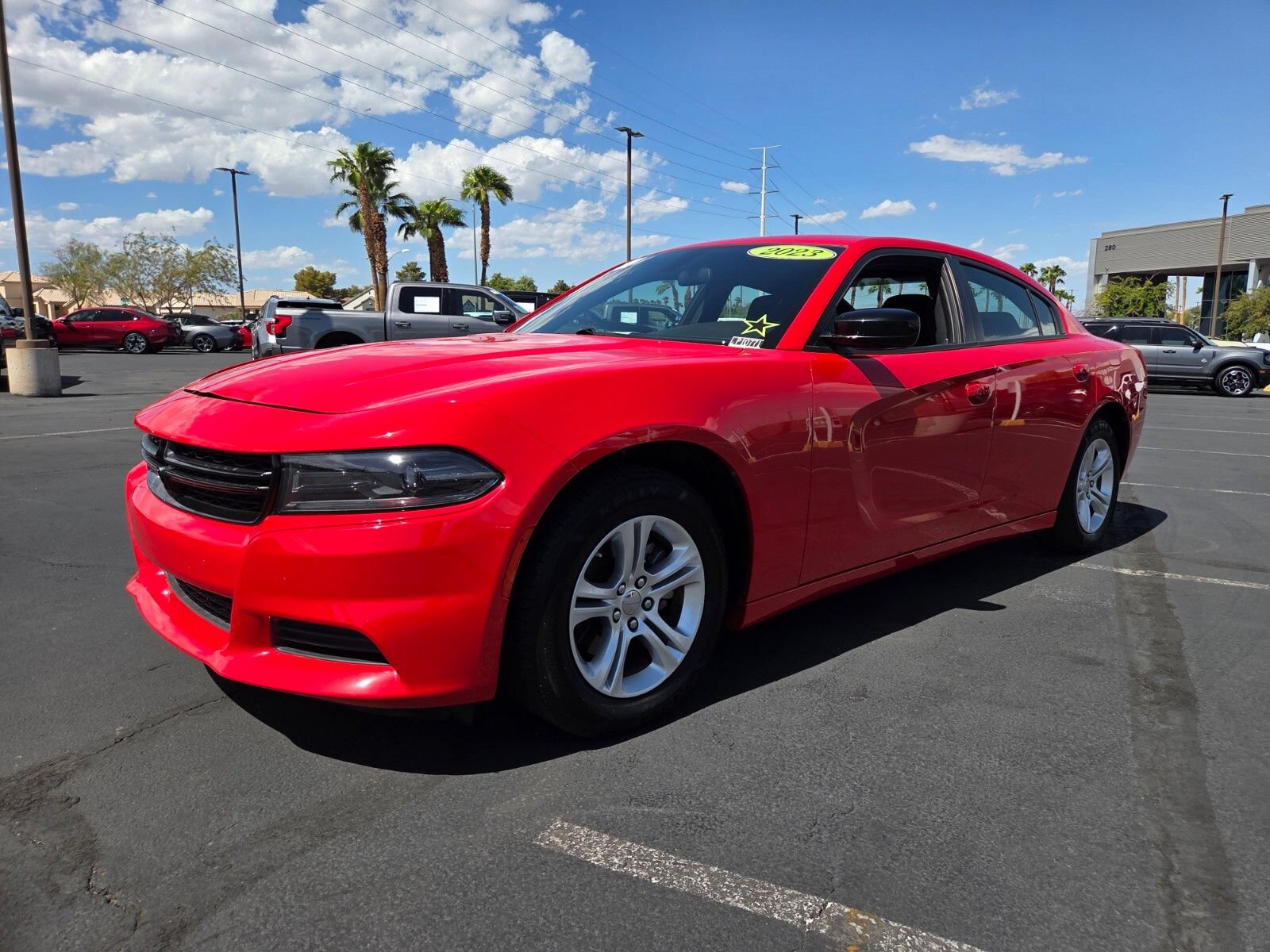 Used 2023 Dodge Charger SXT RWD image 2