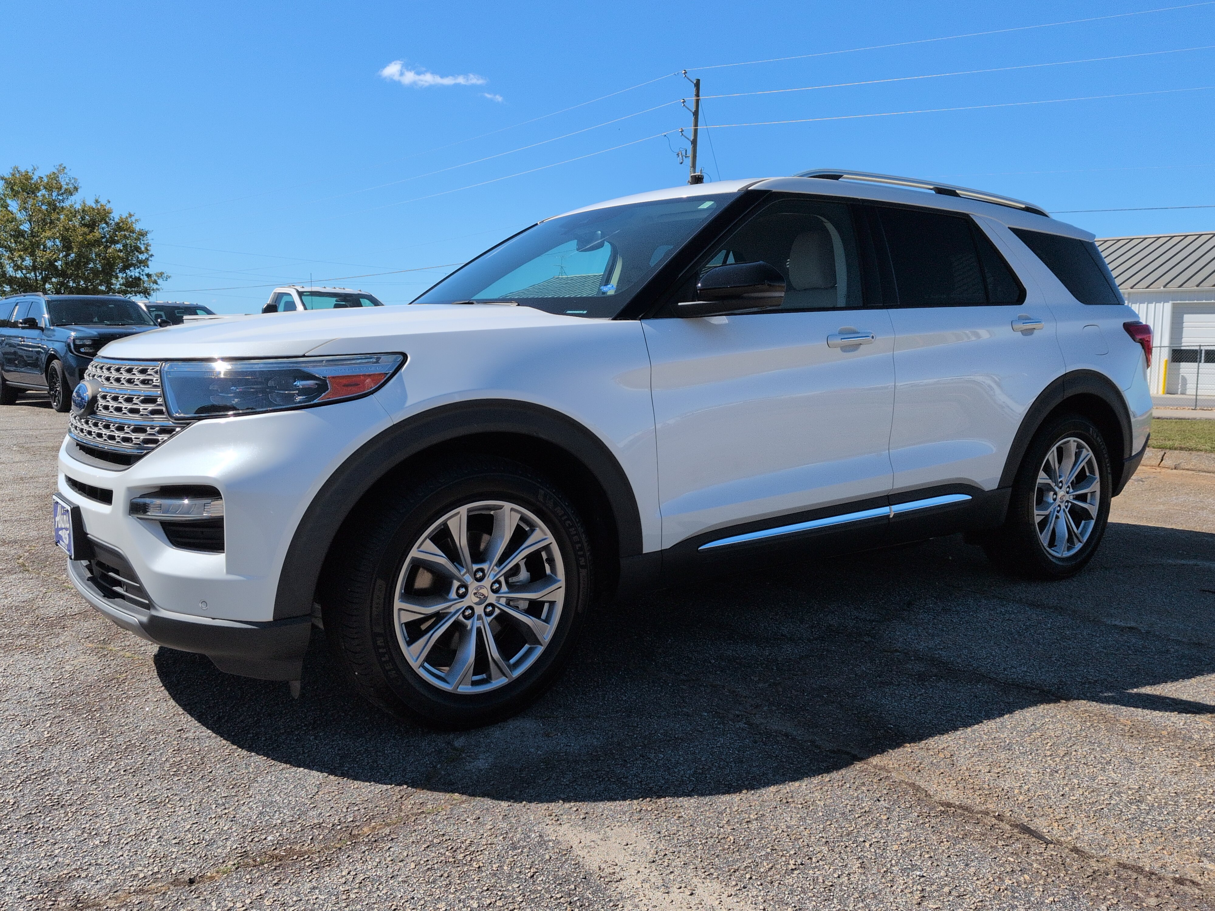 Certified 2020 Ford Explorer Limited RWD image 6