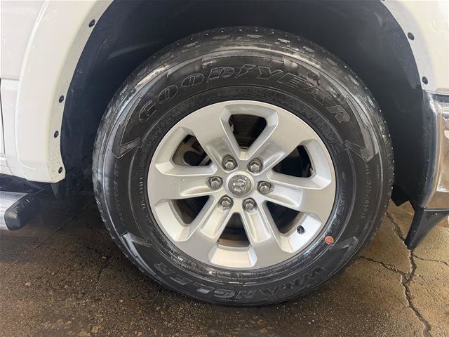 Used 2020 RAM 1500 Laramie RWD image 30