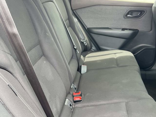 Used 2023 Nissan Rogue S AWD/4WD image 26