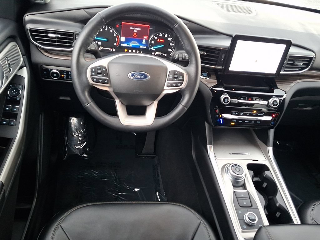 Certified 2023 Ford Explorer Limited AWD/4WD image 13