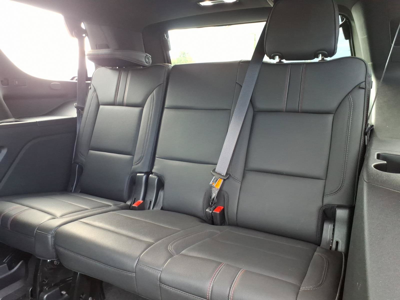 Used 2021 Chevrolet Tahoe RST w/ Luxury Package AWD/4WD image 15