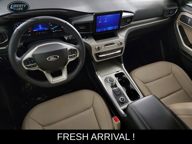 Certified 2023 Ford Explorer XLT w/ Equipment Group 202A AWD/4WD image 33