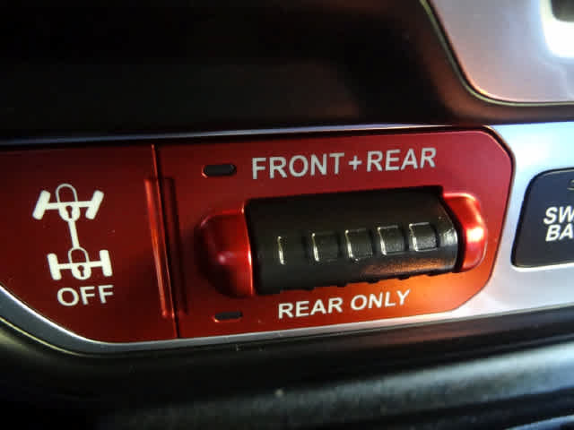 Used 2018 Jeep Wrangler Rubicon AWD/4WD image 32