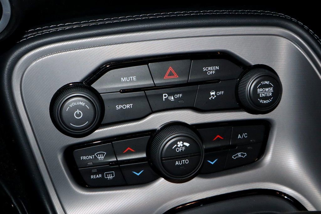 Used 2023 Dodge Challenger SXT w/ Plus Package image 29