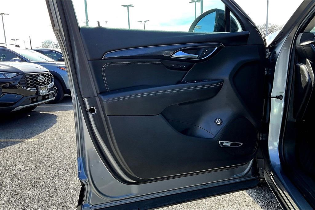 Used 2021 Buick Envision Essence w/ Technology Package I FWD image 22