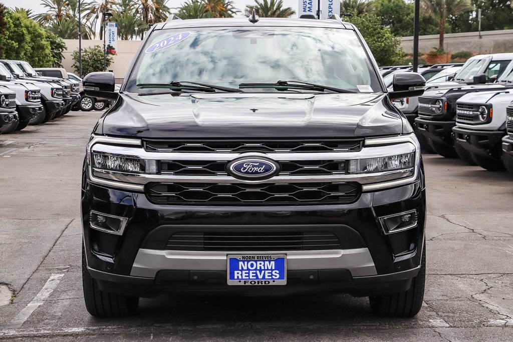Certified 2024 Ford Expedition Limited AWD/4WD image 2
