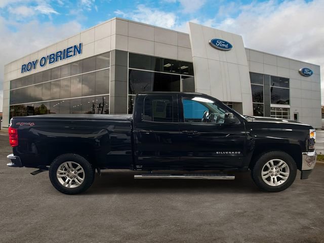 Used 2017 Chevrolet Silverado 1500 LT w/ All Star Edition image 6