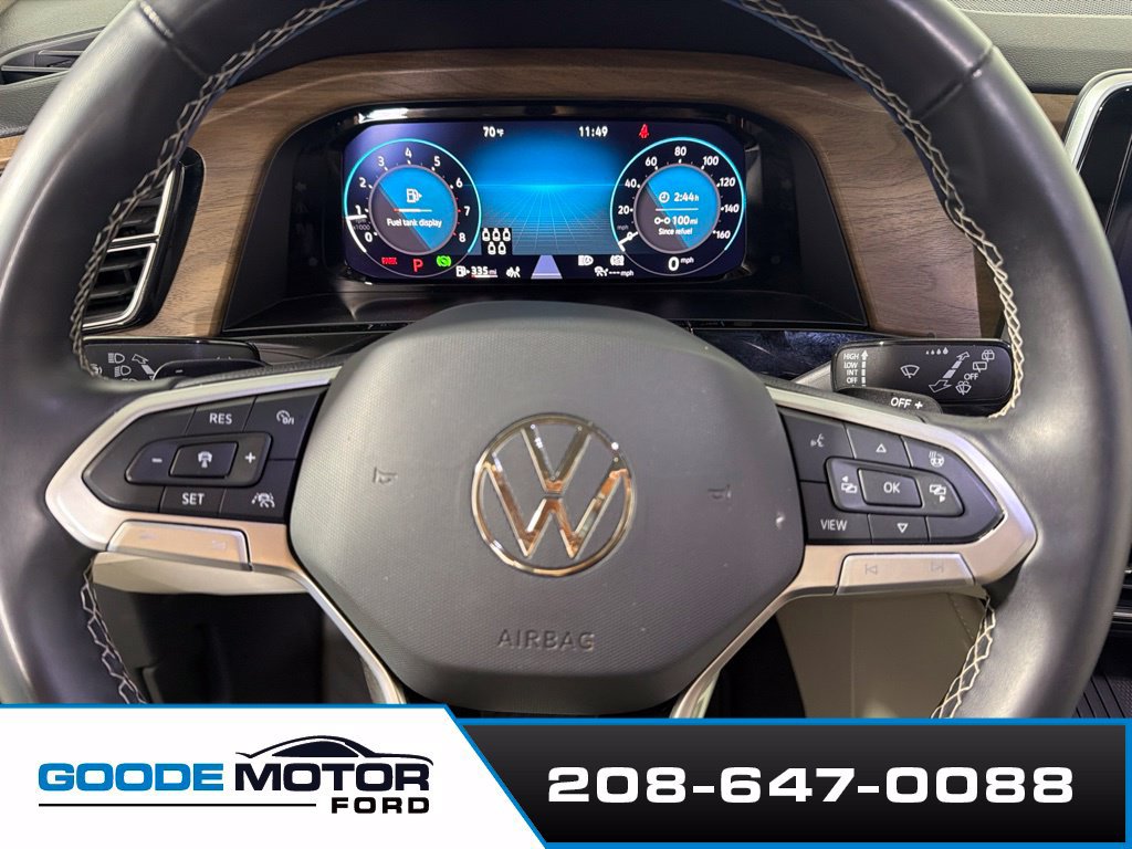 Used 2025 Volkswagen Atlas SE AWD/4WD image 14