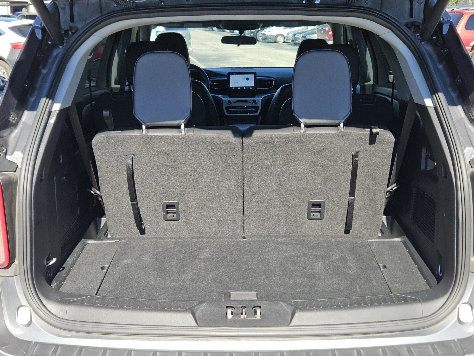 Certified 2023 Ford Explorer XLT w/ Equipment Group 202A image 31